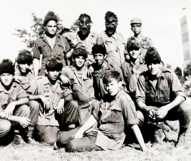 1971 אימון אבכ בקורס מכים עם אגוז בנחל 906 ליד כרמיאל 1