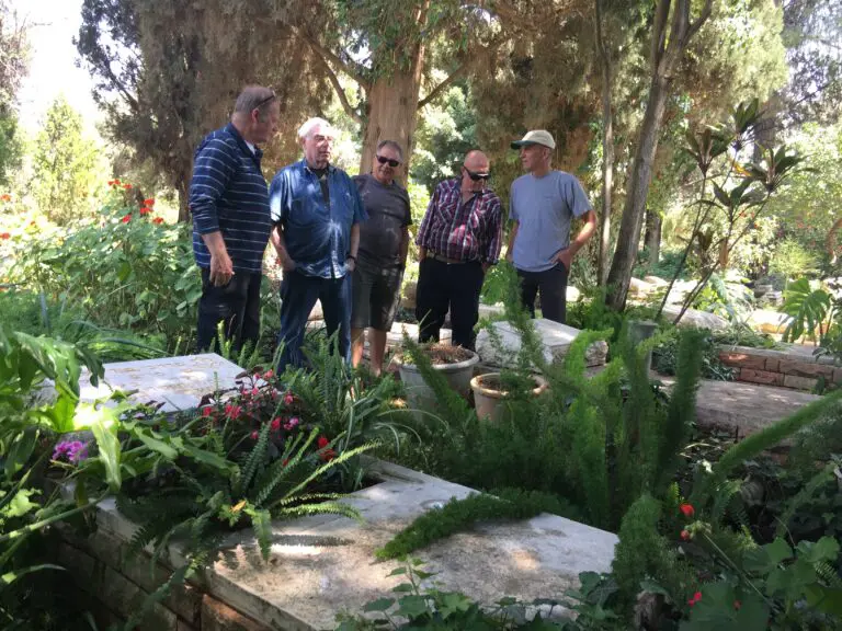 ב 2018 3