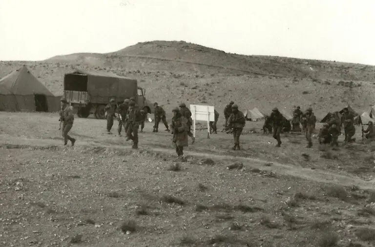 כיבוש יעד מבוצר תחילת תנועה בדרכת אימון לוחם אוגוסט 1969