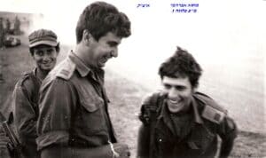 שקד צוחקים לפני מבצע ויקטוריה מוסא אברהמי ואיציק