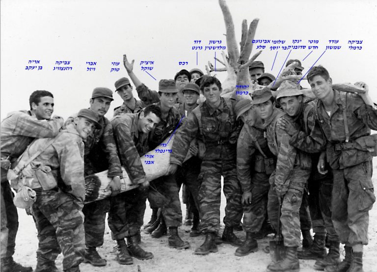 -שקד-טירטור-בטירונות-לחברי-המחזור-