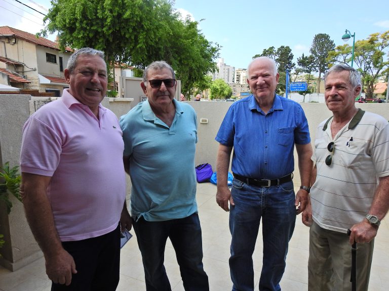יוסי רום, יהושע הובל, אורי גפני